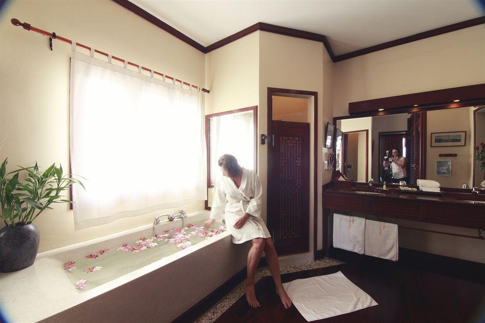 Amanjaya Pancam Suites Hotel Phnom Penh Esterno foto